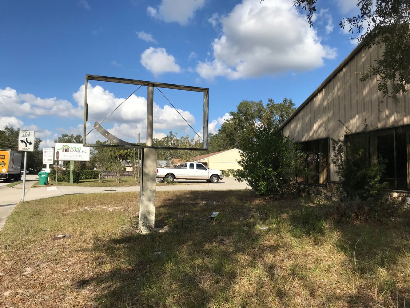 Former Auto Glass Repair Shop For Sale!: 819 S Spring Garden Ave, Deland, FL 32720